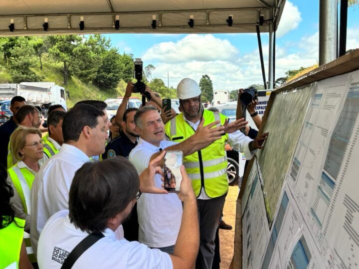 Ministro dos Transportes visita obras de duplicação do Contorno Norte de Curitiba