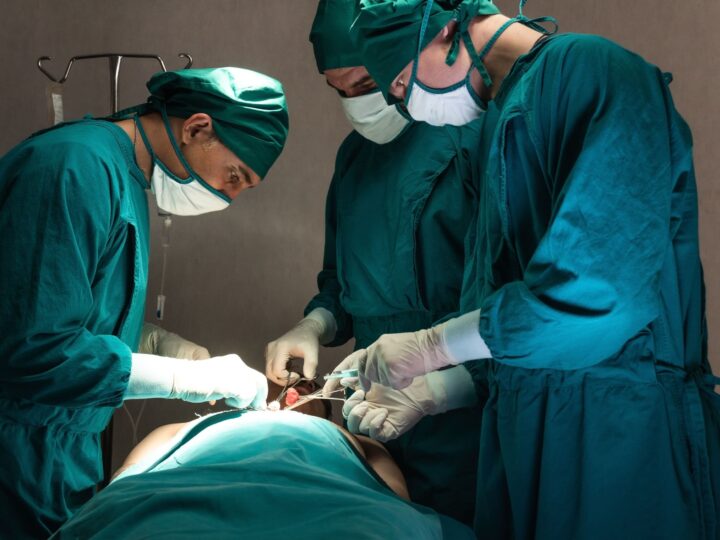 Mais pacientes optam por cirurgia plástica no verão