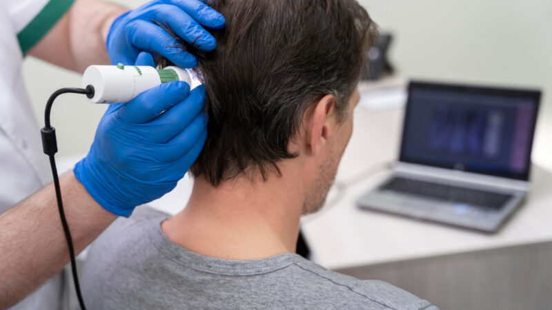 Saúde capilar integra ciência, diagnóstico e tratamento