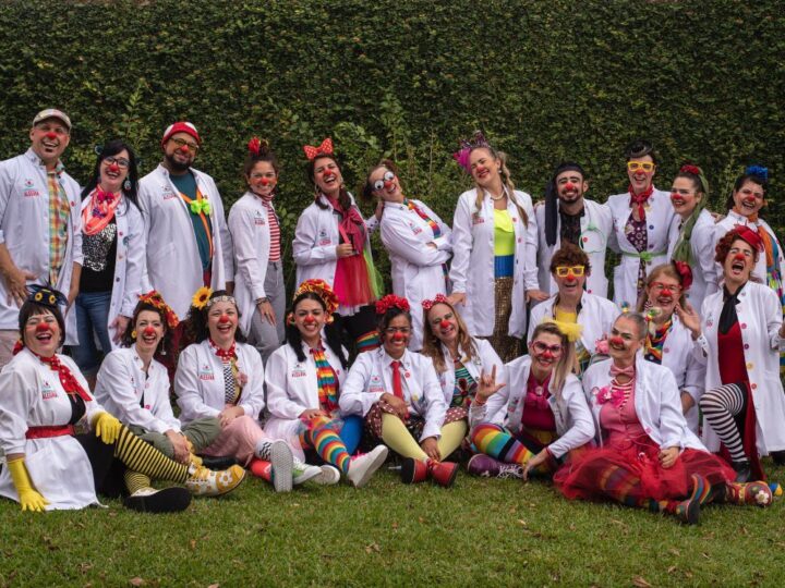 Projeto Especialistas da Alegria, de palhaçaria hospitalar, abre seleção para voluntários em Curitiba