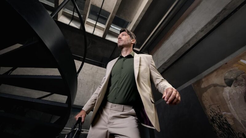 Marca Angelo Bertoni lança linha com tecidos tecnológicos