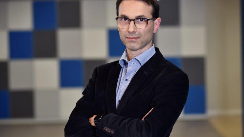 Uma revolução educacional: a tecnologia como estratégia de negócio