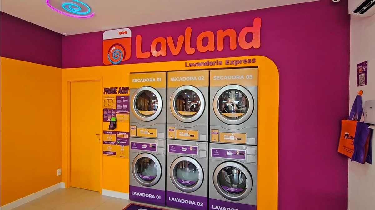 Lavanderias self-service refletem mudanças no consumo urbano