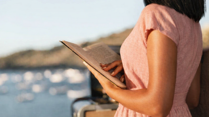 Ádyla Maciel analisa conexões linguísticas entre Brasil e Japão