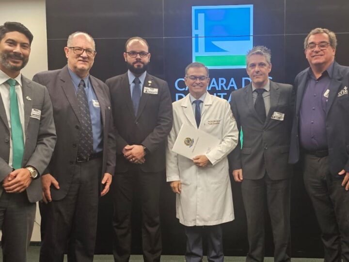 Presidente do CRBM6 defende atuação multiprofissional em estética