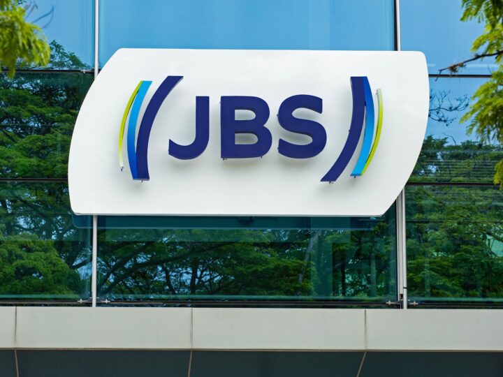 JBS registra receita recorde de US$ 86,2 bi e fecha 2025 com US$ 2 bi de lucro líquido