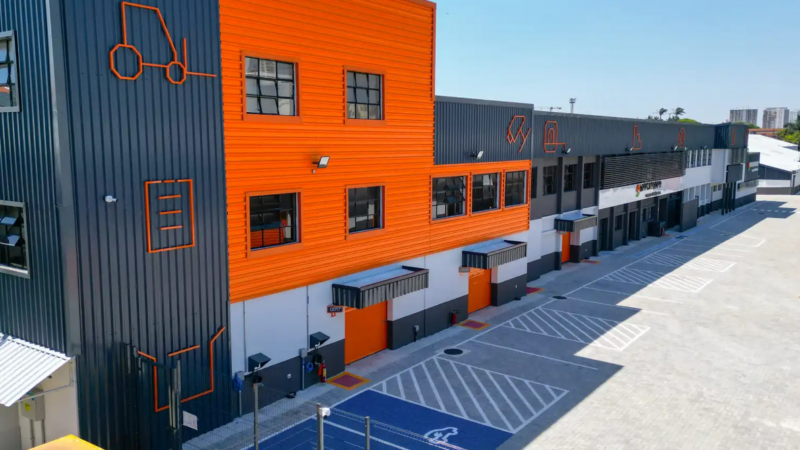 Entrega em 24 horas acelera demanda por galpões urbanos