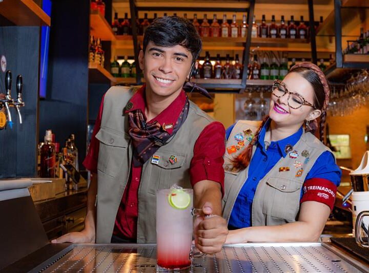 Outback oferece 86 vagas de emprego para unidade no Shopping Palladium, em Curitiba