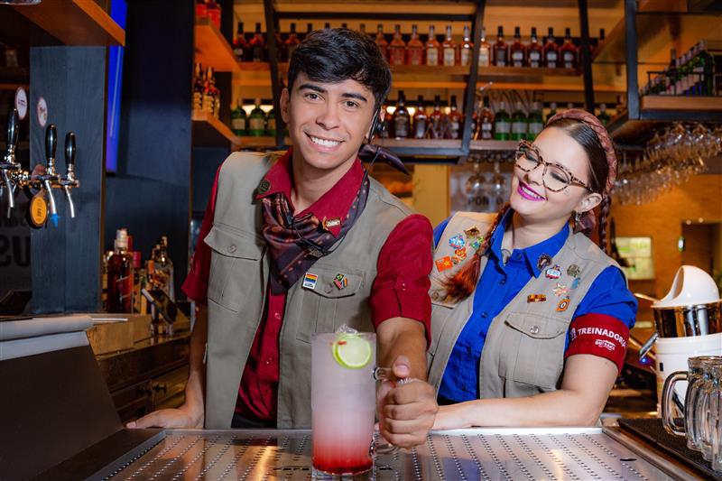 Outback oferece 86 vagas de emprego para unidade no Shopping Palladium, em Curitiba