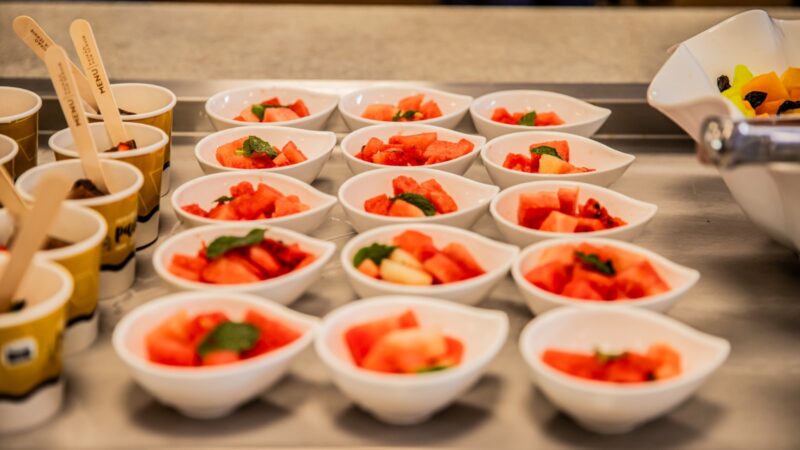 Ramadã e Quaresma: como empresas adaptam alimentação para funcionários durante períodos religiosos