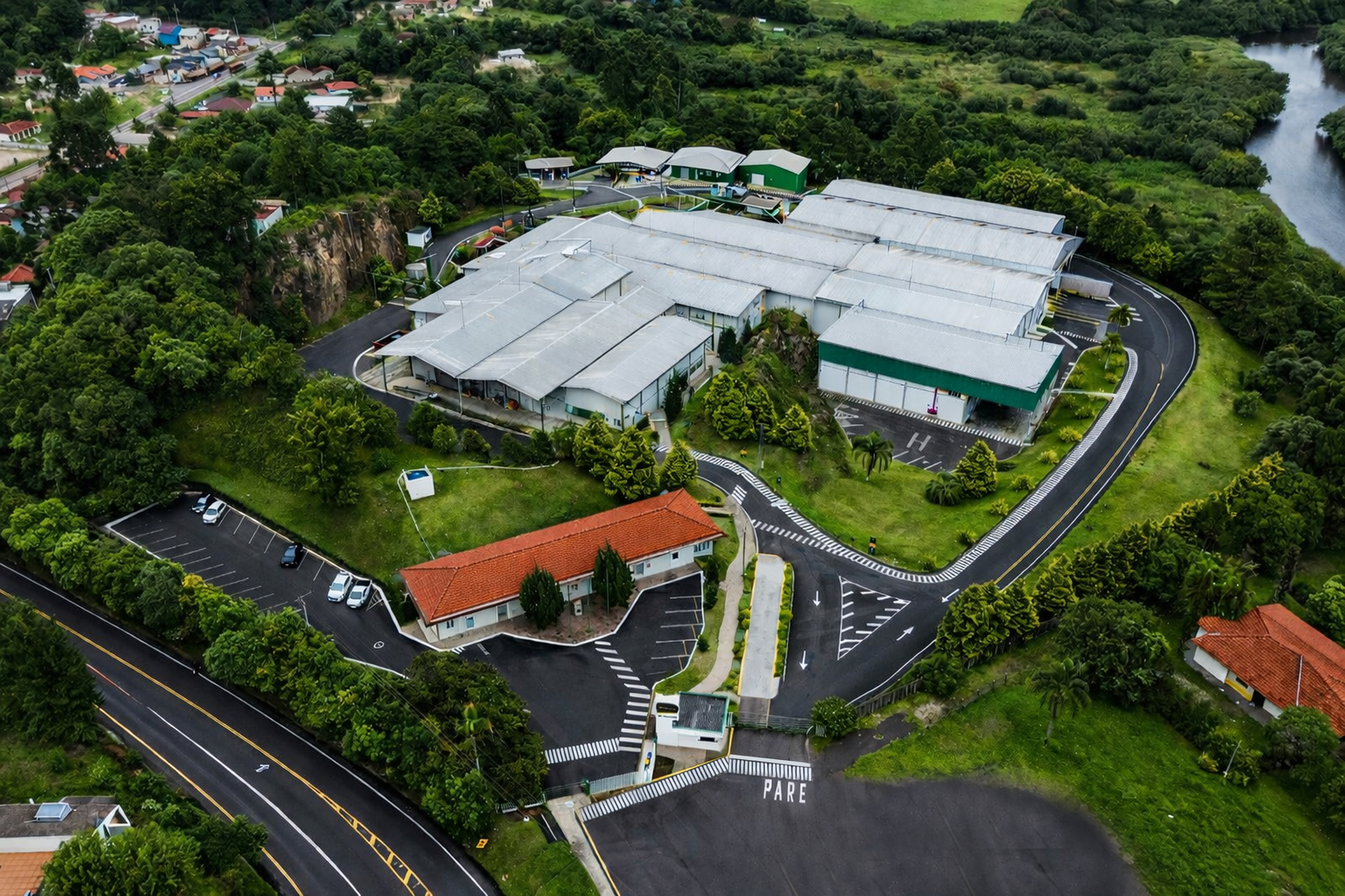 Café B Curitiba reúne lideranças para debater negócios de impacto