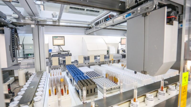 Exames de sangue podem indicar risco de câncer antes dos sintomas