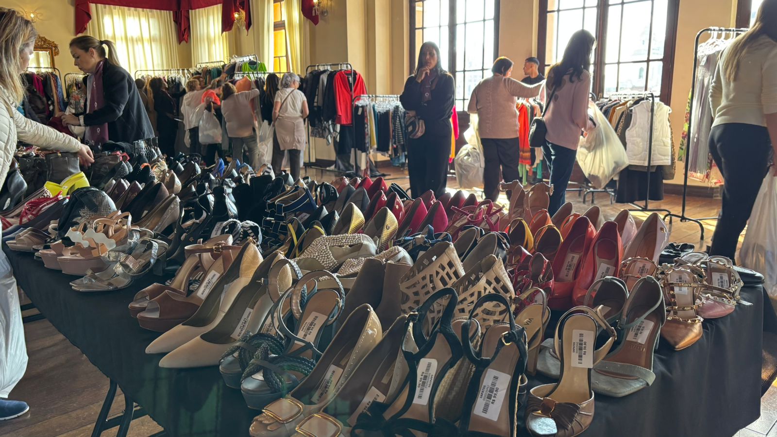 Amigos do HC promovem Grand Bazar com peças a partir de R$14,90