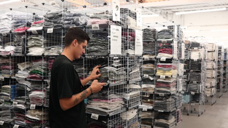 Moda masculina dispara no Brasil e cresce acima da média do varejo