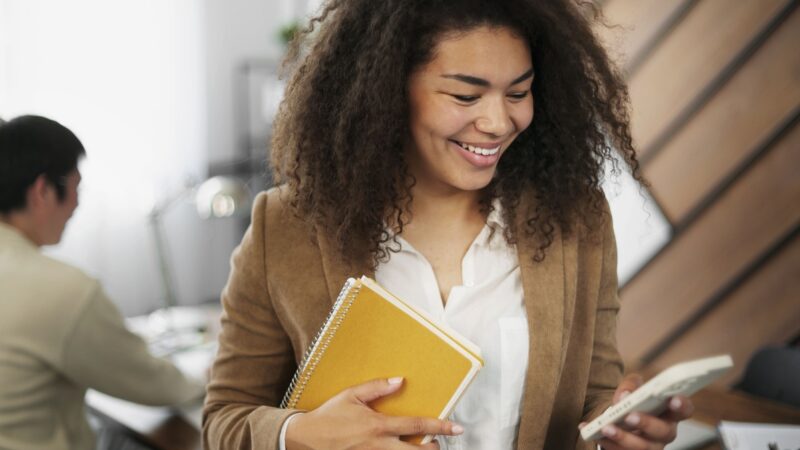 Sintelmark realiza mutirão do emprego para jovem aprendiz