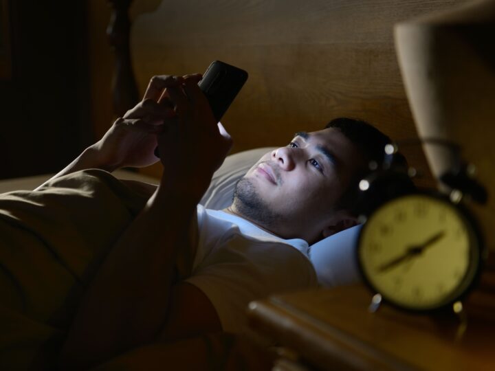 Sono irregular aumenta risco cardiovascular, aponta estudo