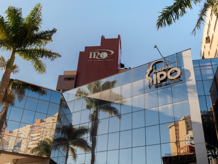 Cirurgias ajudam paciente a recuperar mais de 90% da capacidade auditiva em Hospital de Curitiba