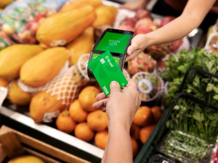 ExpoApras 2026: Sicredi reforça parceria com o varejo paranaense