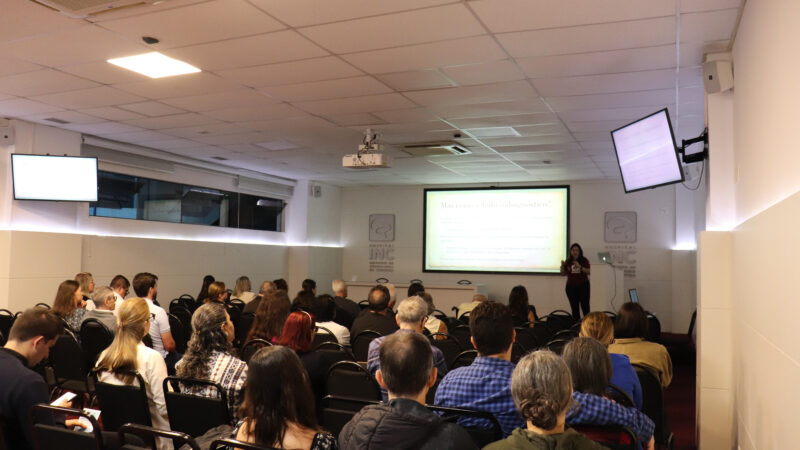 Hospital INC debate avanços e cuidados na doença de Parkinson