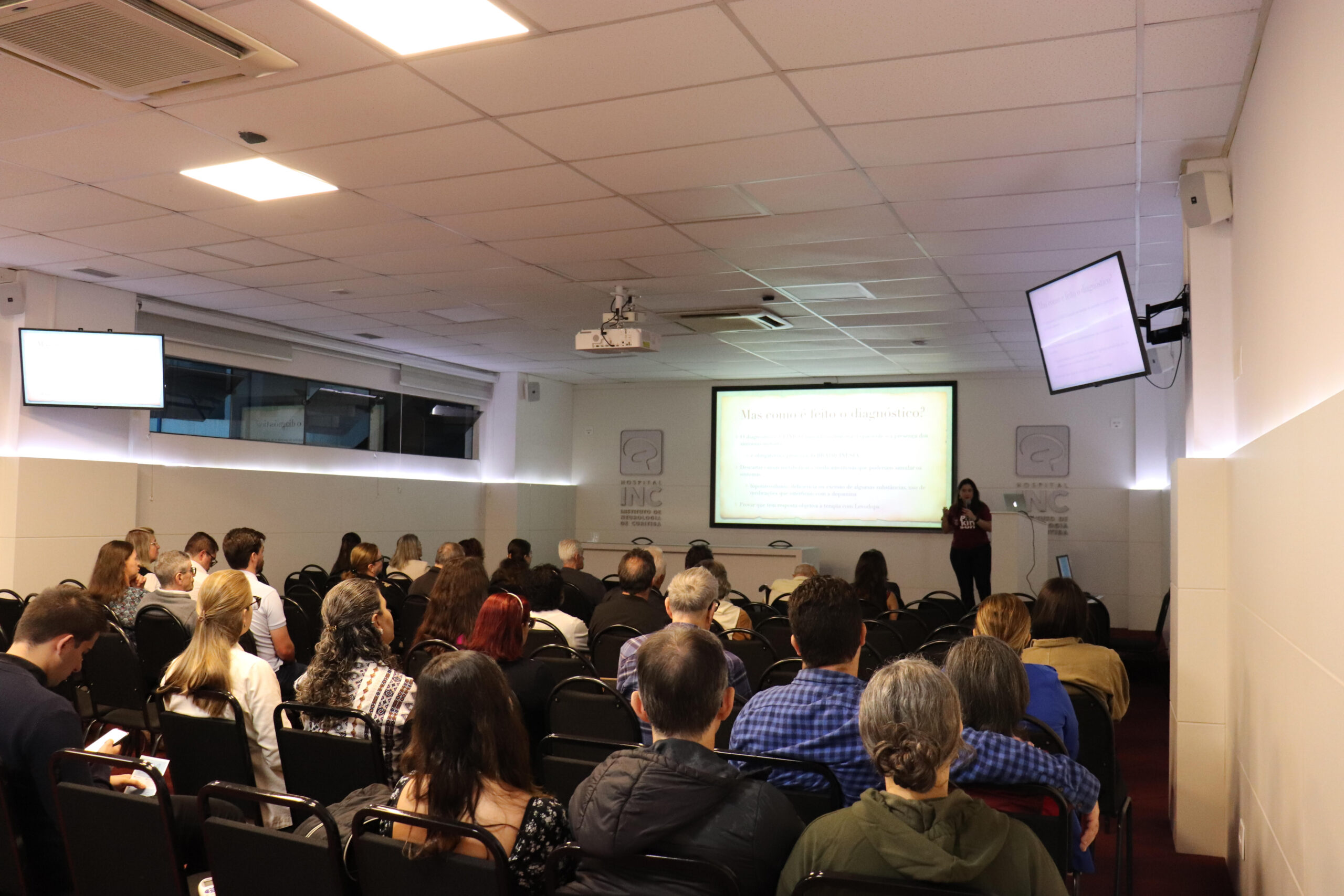 Hospital INC debate avanços e cuidados na doença de Parkinson