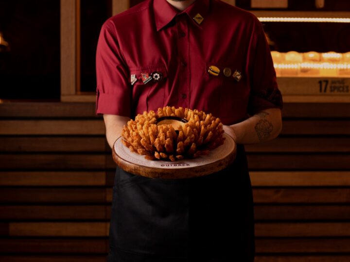 Outback Steakhouse anuncia unidade em Ponta Grossa e oferece 85 vagas de trabalho no Shopping Plaza Campos Gerais