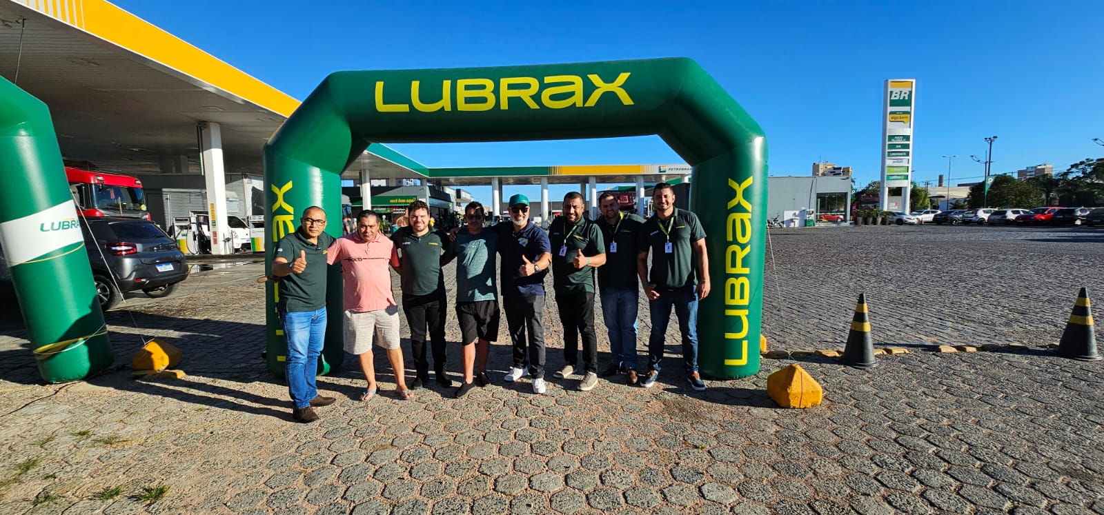 Casa Siga Bem passa por três unidades da Rede Pelanda, no Paraná,  e leva saúde, bem-estar e serviços gratuitos a centenas de pessoas no Paraná