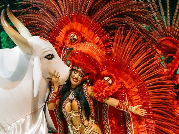 Isabelle Nogueira e Marciele Albuquerque seguem parceria com a Natura para o Festival de Parintins em 2026
