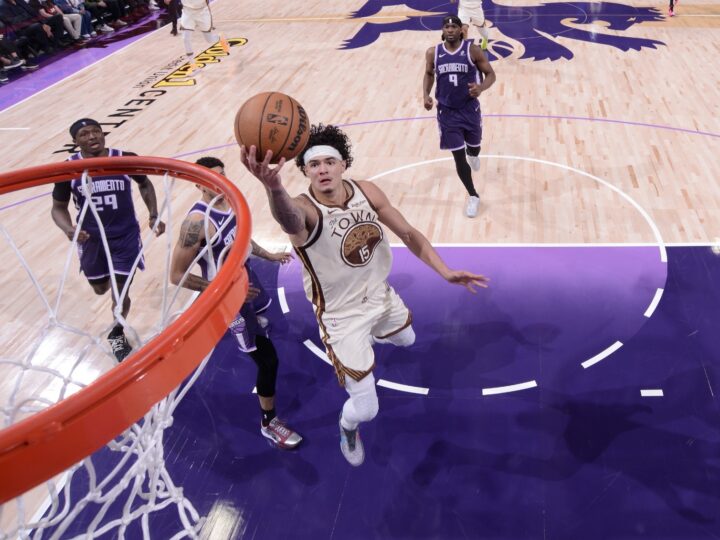 Único brasileiro na NBA, Gui Santos participa de sessão de autógrafos no Jockey Plaza Shopping