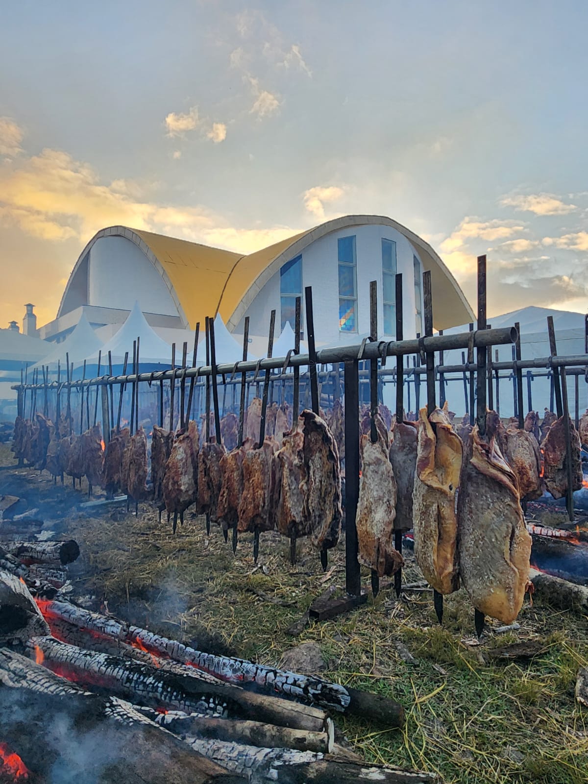 Tradicional Festa da Padroeira de Pinhais acontece no próximo domingo, 10 de maio