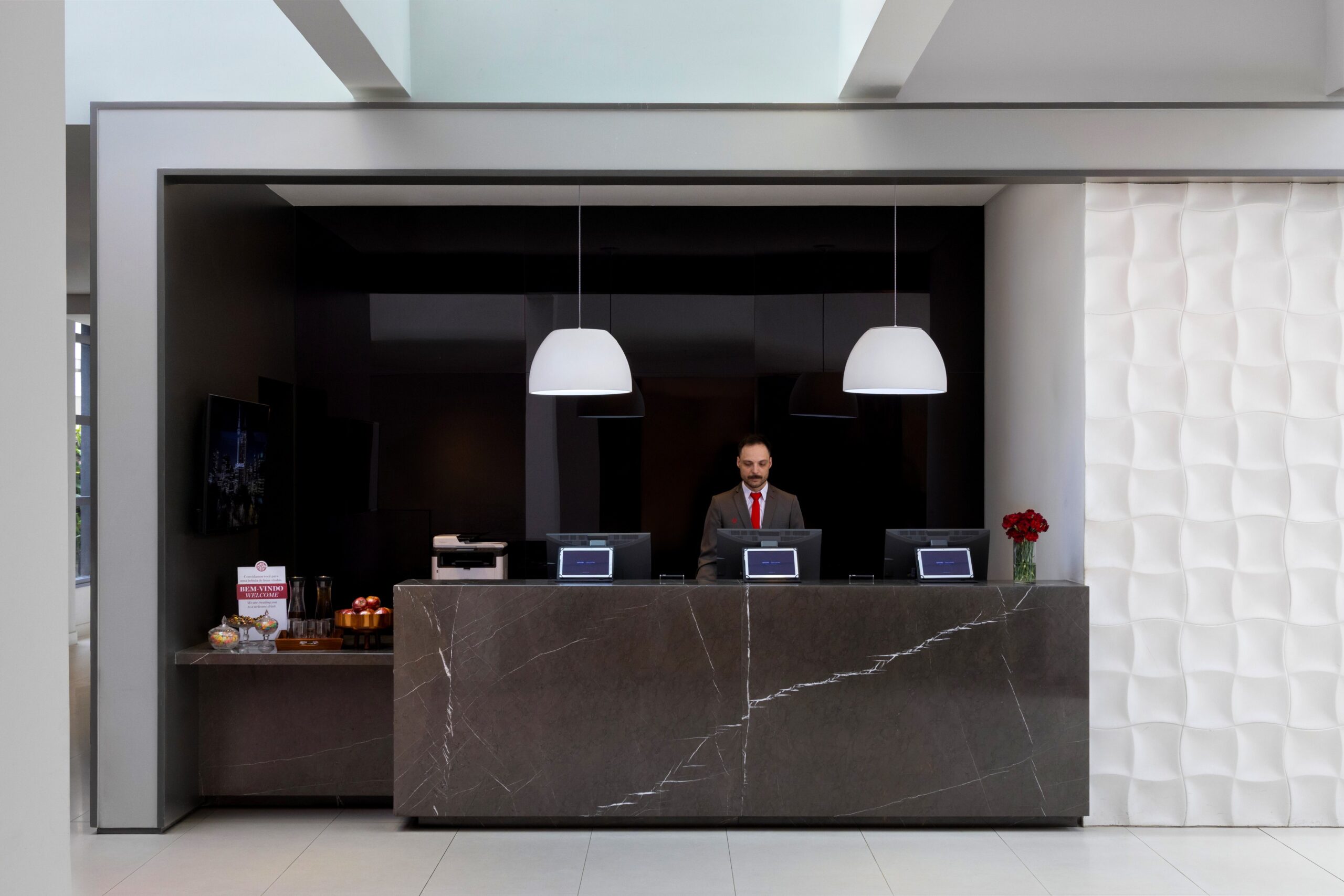 NH Collection Curitiba é o primeiro hotel do Brasil a adotar escala de trabalho 3×1