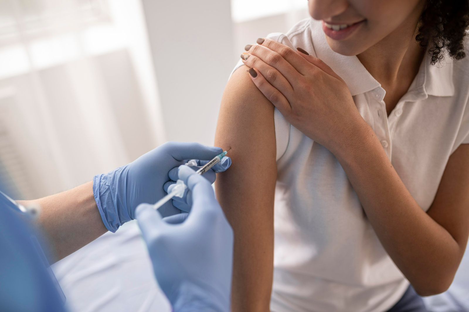 Vacinação contra gripe ganha reforço nas farmácias