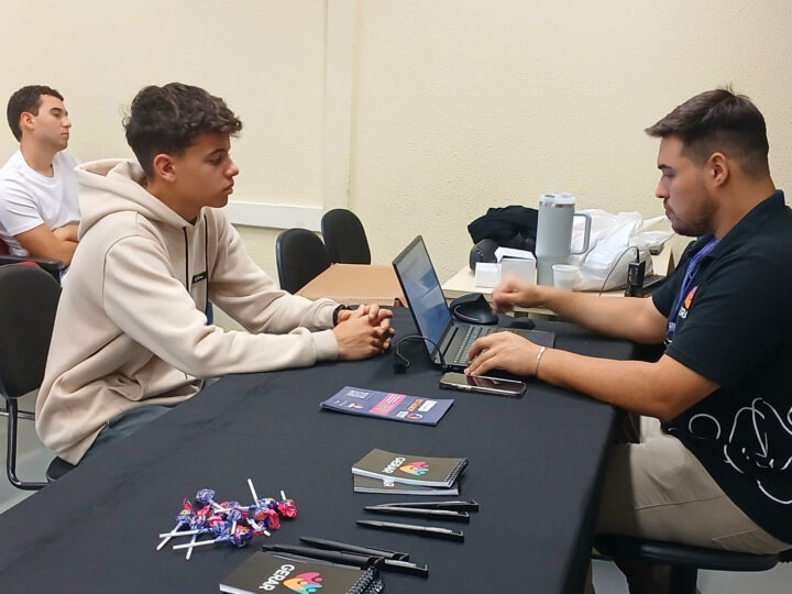 Oportunidades em Cascavel: Mega Feira da GERAR oferece mais de 250  vagas  de aprendiz, estágio e CLT