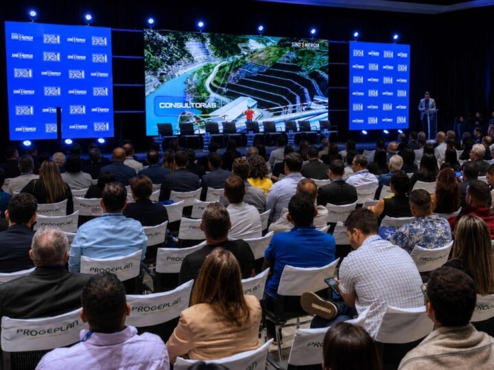 Encontro do Sindenergia-MT reúne mais de 1,2 mil