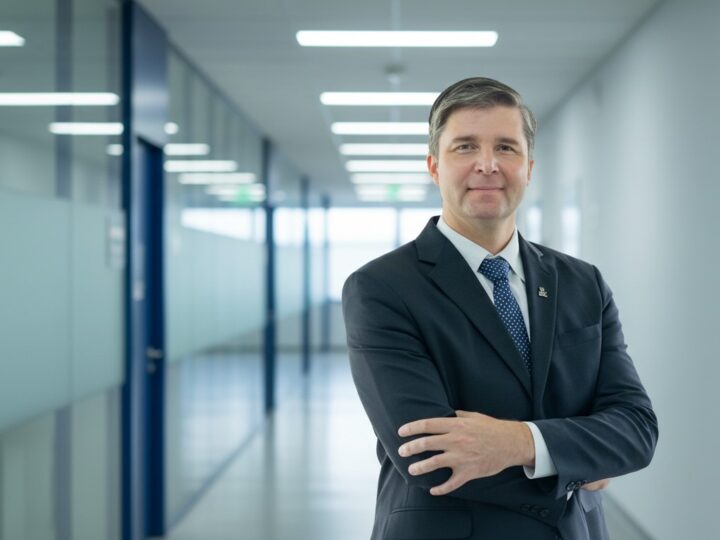 Brasileiros precisarão se preparar para carreiras cada vez mais longas