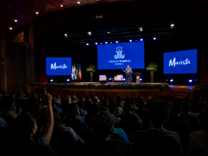 Colégio promove revisão gratuita e aberta para reforçar preparação para a UEM em Maringá