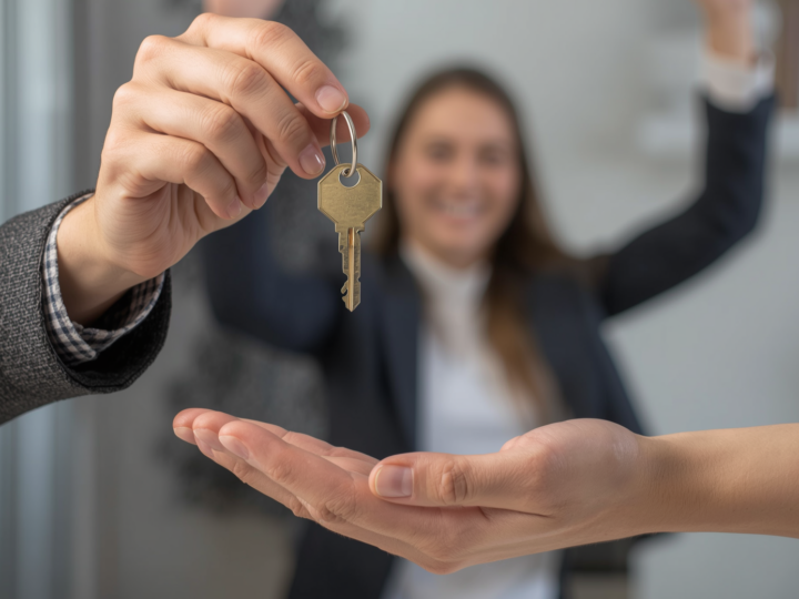 Confiança entre consumidores impulsiona programas de indicação e fortalece vendas no mercado imobiliário