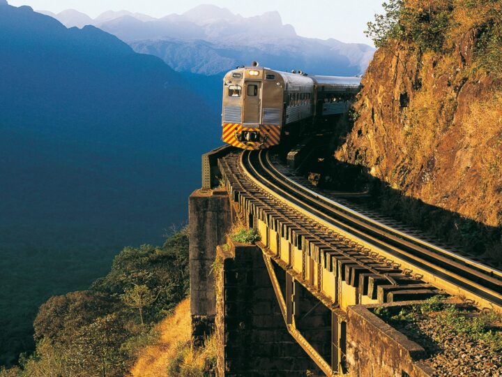 Passeio de trem é ferramenta pedagógica em congresso que debate o futuro da aprendizagem no Brasil