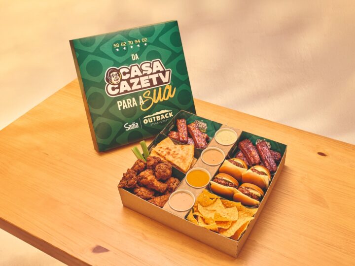 Outback leva clima de estádio para dentro de casa com box exclusivo em parceria com a Casa CazéTV