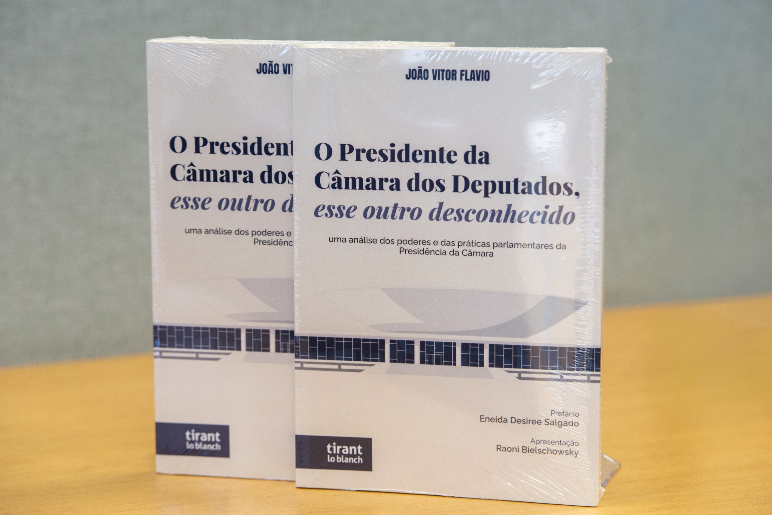 Brasil nunca teve uma mulher na Presidência da Câmara: livro revela os bastidores do poder