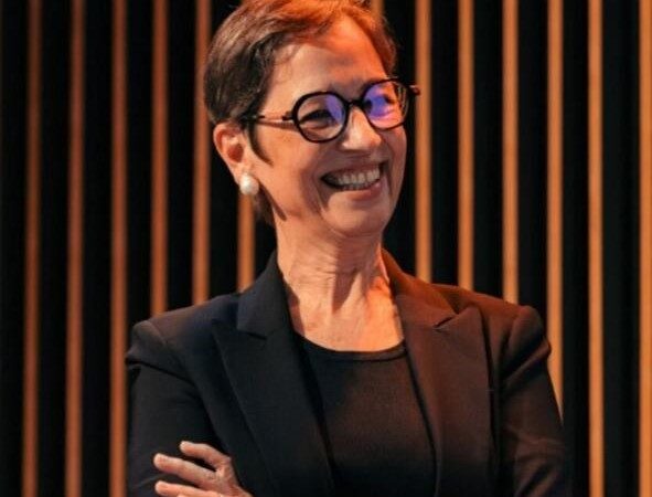 Opinião – Além do “prompt”: o abismo na formação docente diante da IA