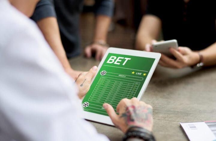 O crédito começou a cobrar a conta das bets