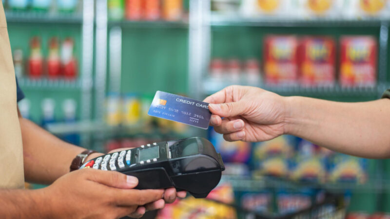 Varejo recorre a hábitos de compra para conceder crédito