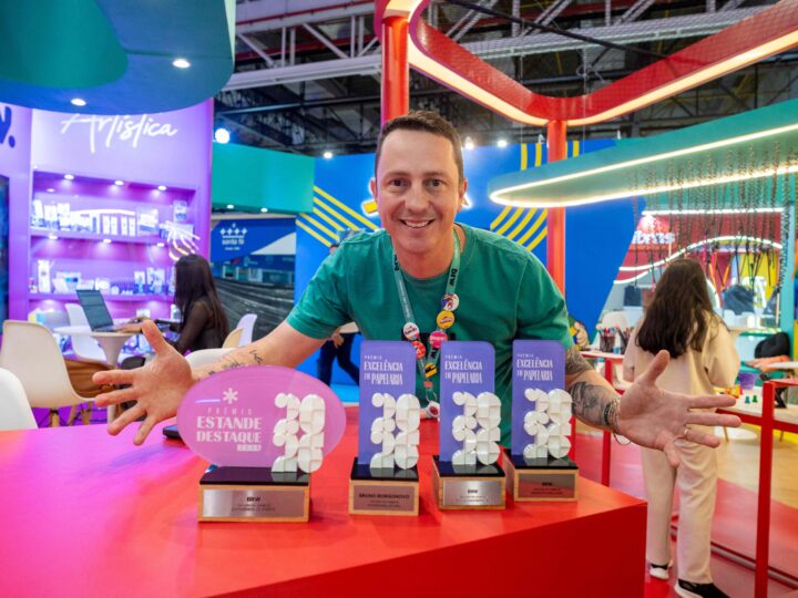 Empresa paranaense conquista quatro troféus na principal feira de papelaria da América Latina