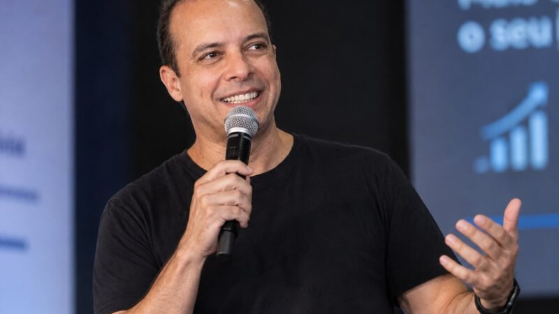 Prospecção B2B ganha força na indústria brasileira