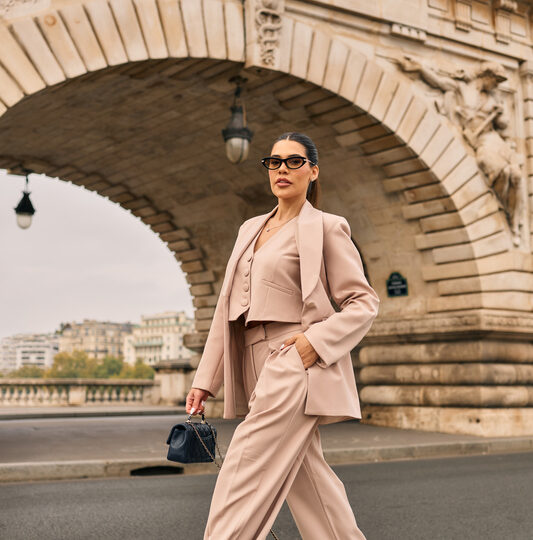 L&F leva sua alfaiataria a Paris em campanha internacional