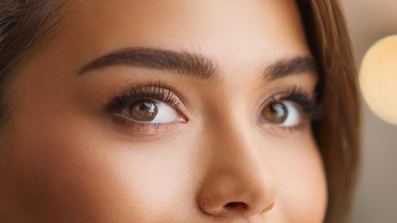Blefaroplastia estruturada trata olhar de forma completa