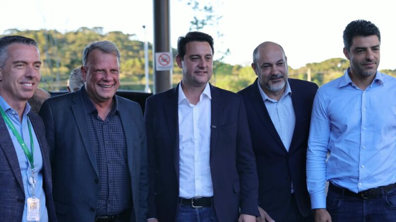 City Center Outlet Premium recebe autoridades do Paraná na abertura da 33ª Feira da Louça