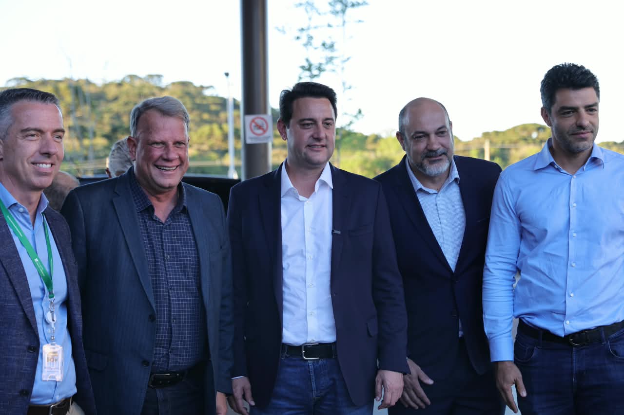 City Center Outlet Premium recebe autoridades do Paraná na abertura da 33ª Feira da Louça