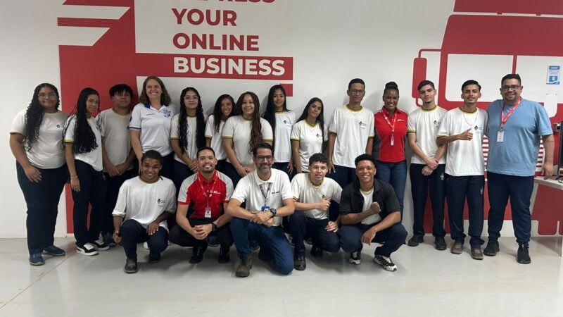J&T Express lança projeto para desenvolver jovens talentos
