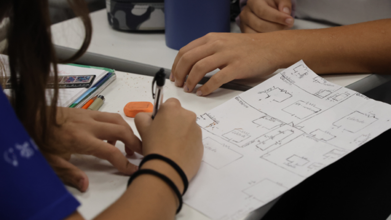 Programa Impacta oferece bolsas de estudos em seis estados